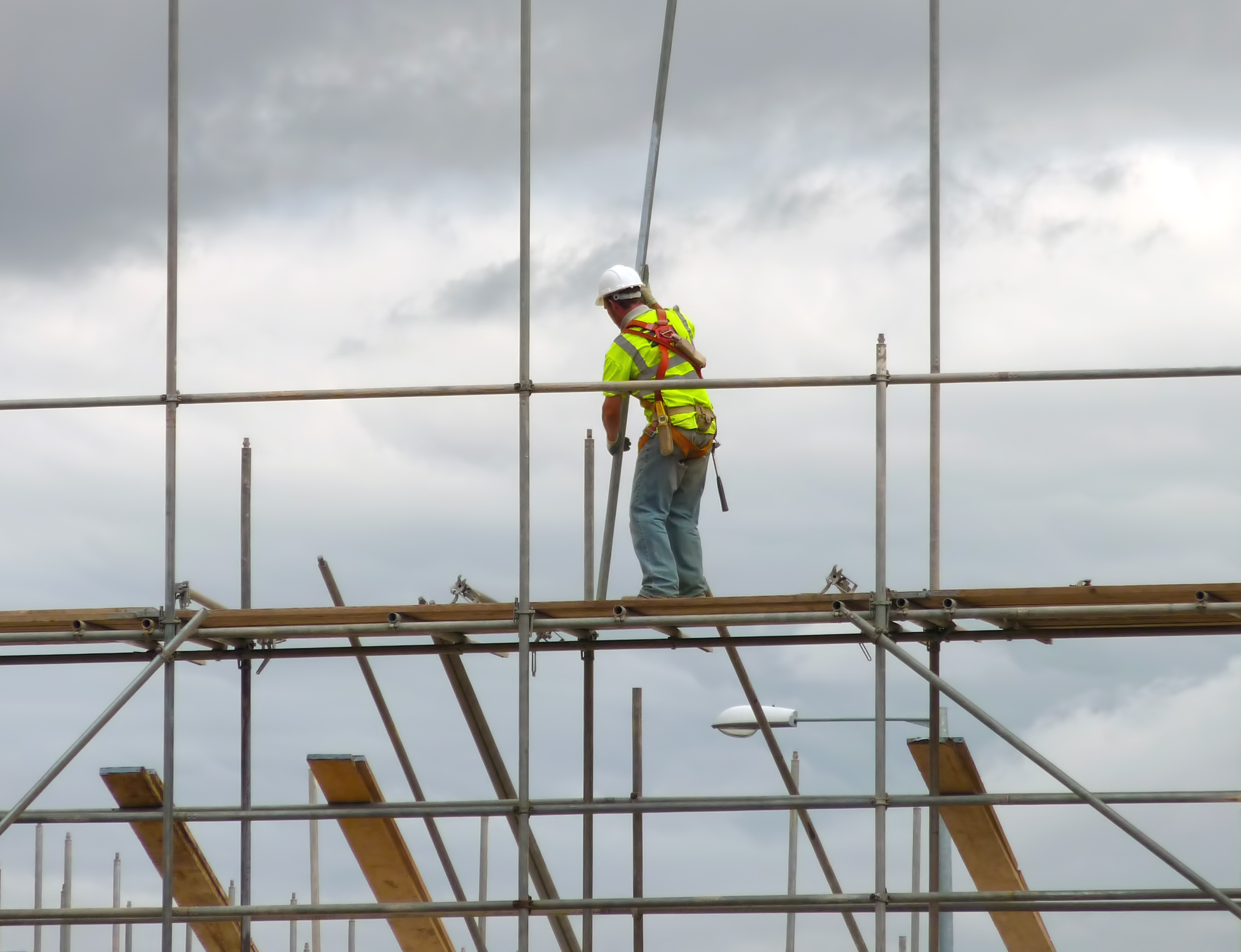 11 Scaffolding Safety Precautions | Scaffolding Solutions